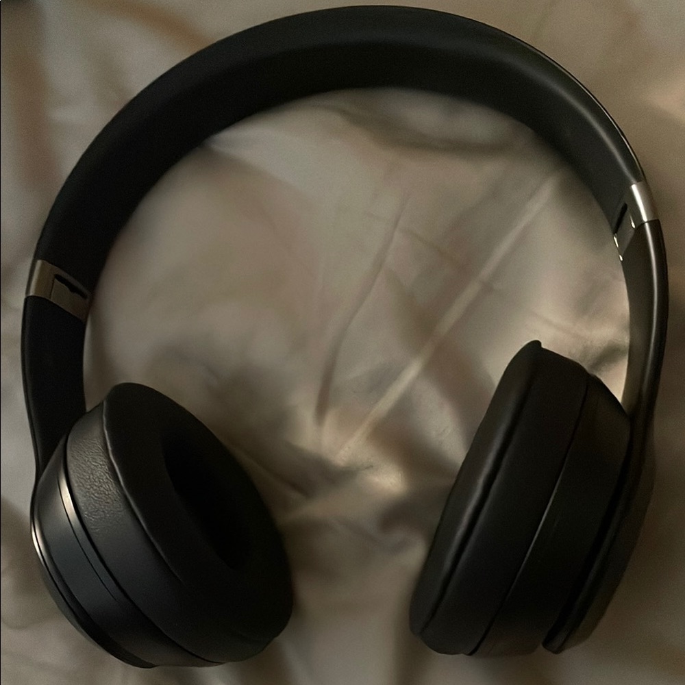 Beats Solo 4 Black Headphones
